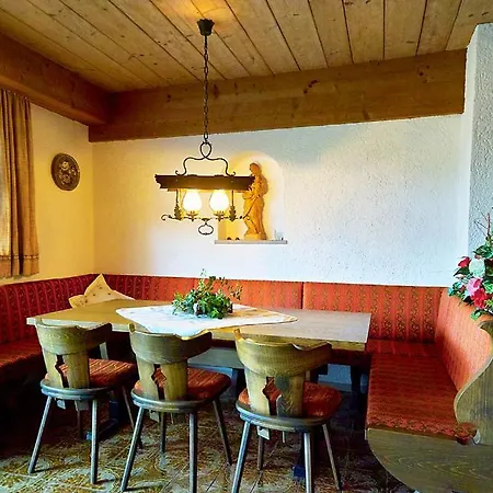 Gastehaus Benedikt フュッセン